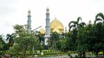 Pesona Masjid Kubah Emas, Destinasi Religi Andalan Depok