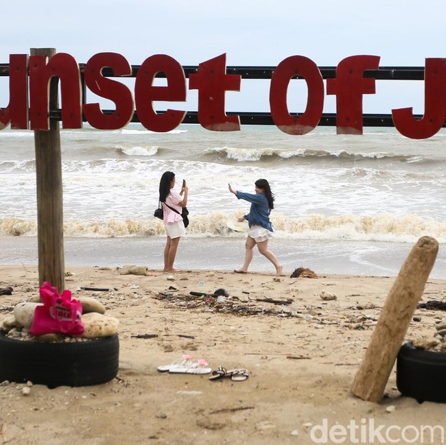 Pesona Tanjung Lesung, Surga Pantai dan Resort Terpadu di Banten
