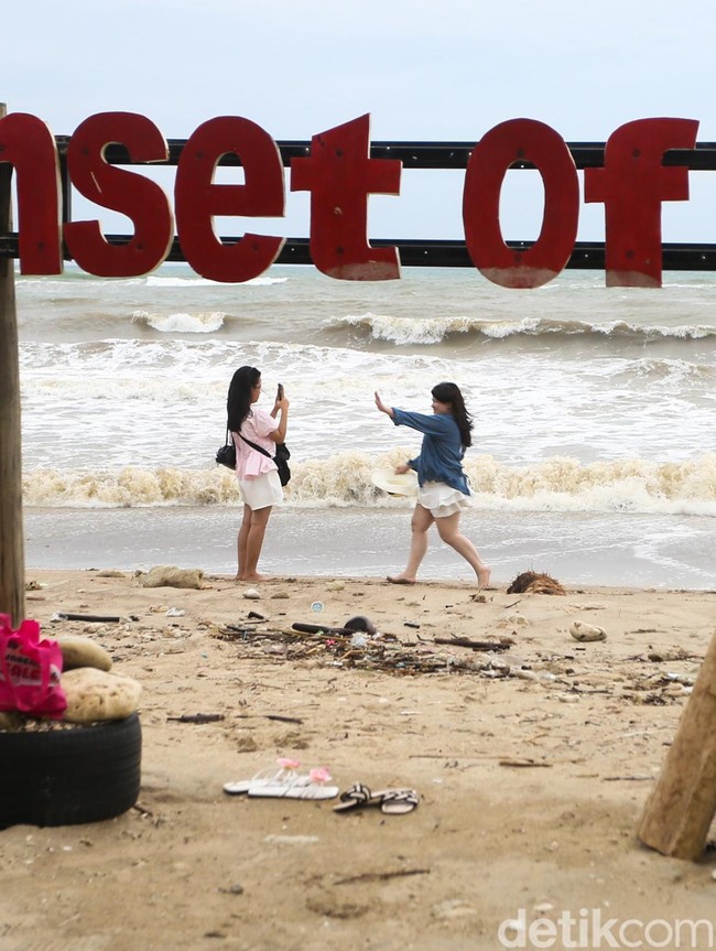 Pesona Tanjung Lesung, Surga Pantai dan Resort Terpadu di Banten