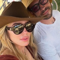 Namun siapa sangka Dubai yang dikira Petra aman, baru saja terkena serangan rudal Iran. Suami Petra, Sam Palmer, juga membahas serangan tersebut melalui media sosialnya. Ia mengatakan militer Dubai telah melakukan pekerjaan luar biasa dalam mempertahankan wilayah tersebut. Foto: Dok. Instagram Petra Ecclestone, Sam Palmer