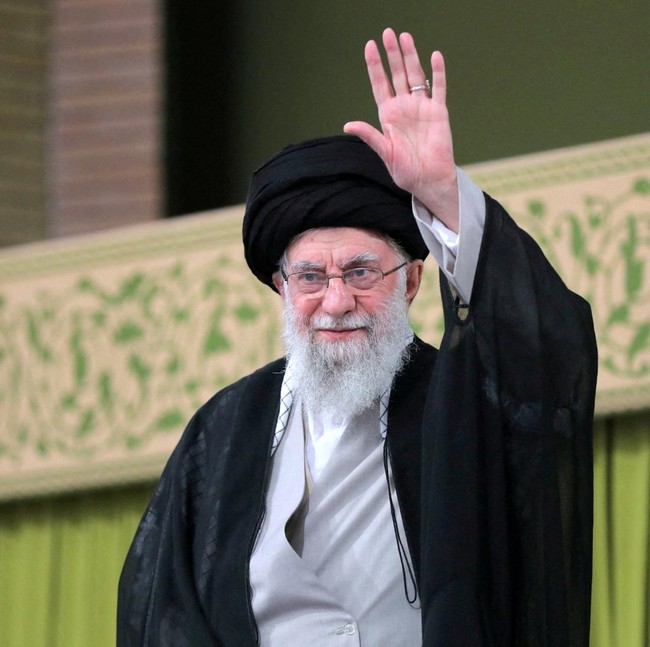 Potret Kediaman Ali Khamenei Sebelum dan Sesudah Serangan Israel-AS