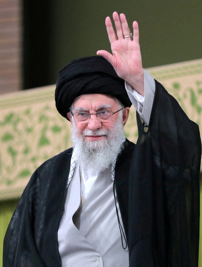 Potret Kediaman Ali Khamenei Sebelum dan Sesudah Serangan Israel-AS