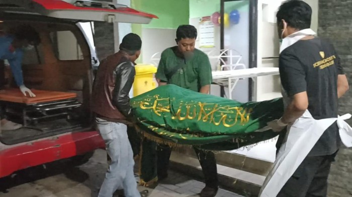 Jenazah korban KDRT suami di Trenggalek yang diduga memutuskan bunuh diri