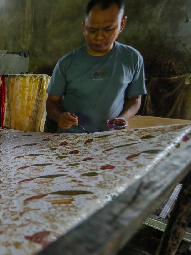 Sarung Batik Khas Kudus Laris Manis Saat Ramadan