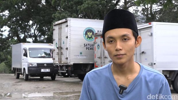 Sosok Ramzi, sang marbot yang kini menjemput berkah di dapur gizi