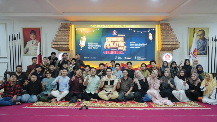 Tadarus politik Gerindra Jatim bersama mahasiswa