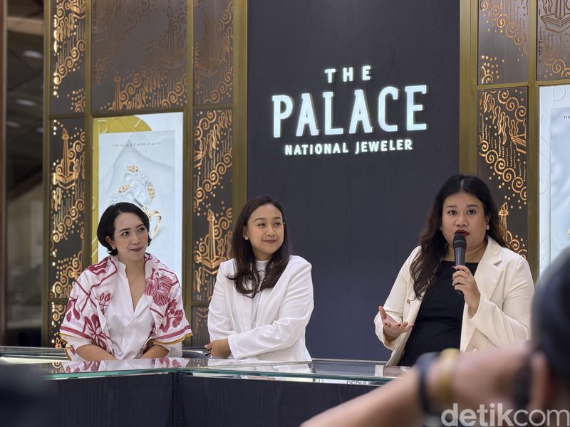 Toko Perhiasan The Palace di Lippo Mall Nusantara