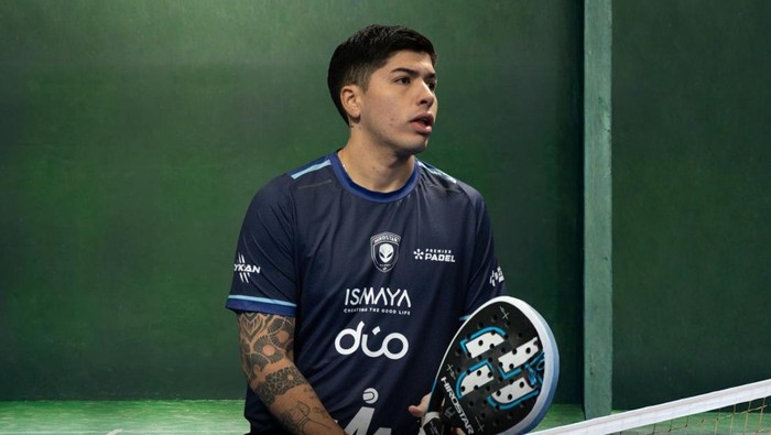 Tolito Aguirre ikut memperkuat promosi olahraga padel untuk Indonesia. Dia asalah salah satu bintang padel ternama di dunia.