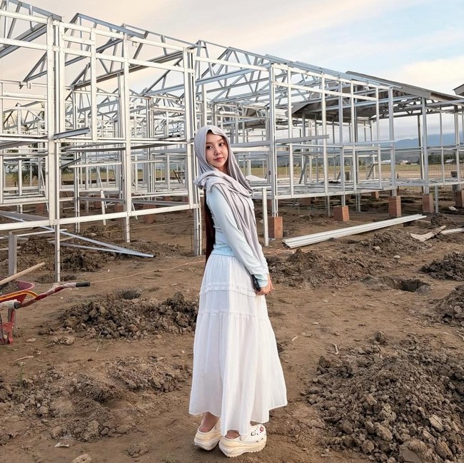 Vilmei Bangun 137 Rumah Sementara untuk Warga Aceh