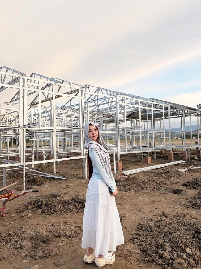 Vilmei Bangun 137 Rumah Sementara untuk Warga Aceh