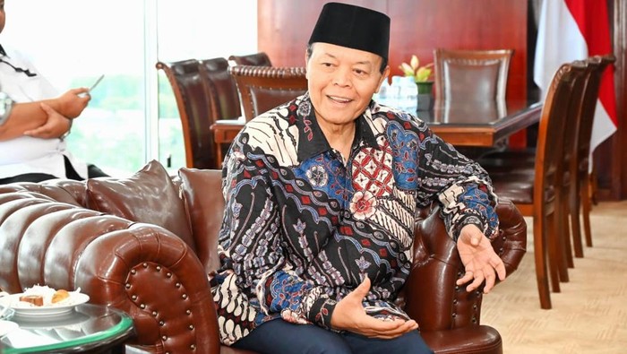 Wakil Ketua MPR RI Hidayat Nur Wahid (HNW)