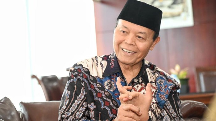Wakil Ketua MPR RI Hidayat Nur Wahid (HNW)