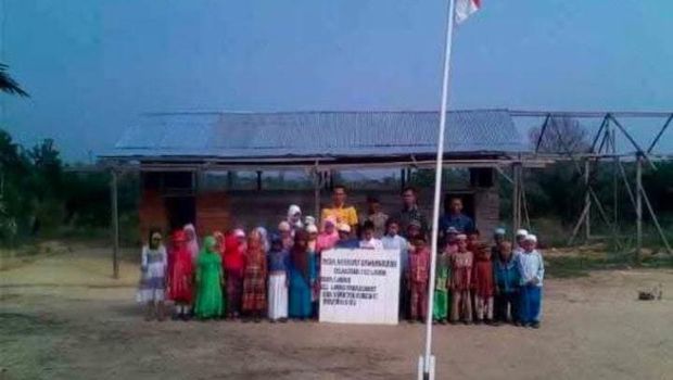 Aipda Mariono peduli pendidikan anak di Kuansing, Riau