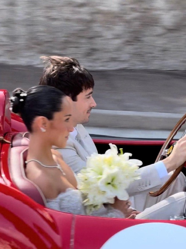 Potret Influencer Cantik yang Diam-diam Dinikahi Pembalap F1 Charles Leclerc