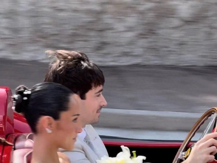 Potret Influencer Cantik yang Diam-diam Dinikahi Pembalap F1 Charles Leclerc