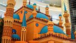 Bagus Bangeeet! Kubah, Menara, dan Warna Terakota-Biru di Pusat Belanja Jakarta