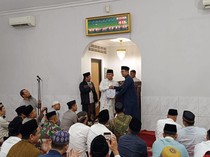 Didampingi Kapolresta Depok, Wali Kota Supian Suri Gelar Tarawih Keliling