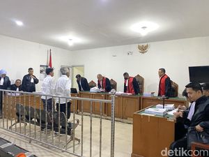 Dua Terdakwa Kasus Suap Proyek Pokir OKU Dituntut Hukuman Berbeda