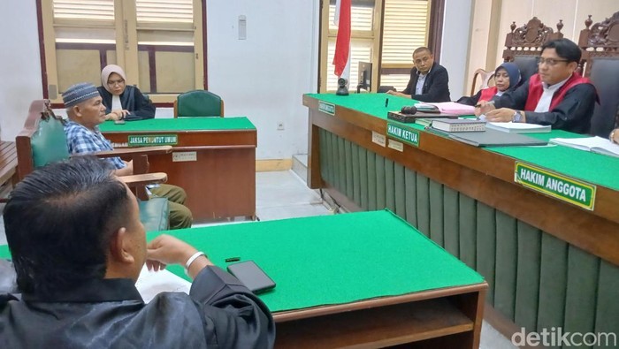 Eks Pj Kades Bangai Labusel Divonis 3 tahun 6 bulan penjara di PN Medan. (Foto: Juita Sinuhaji/detikSumut).