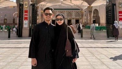 Alhamdulillah... Febby Rastanty Sampai Indonesia dengan Selamat Usai Umrah