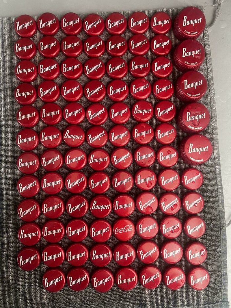 Main sejenak yuk, agar pikiran lebih santai dan rileks. Sekarang, temukan hewan atau benda-benda tersembunyi di deretan foto berikut. Bisa dapat semuanya?