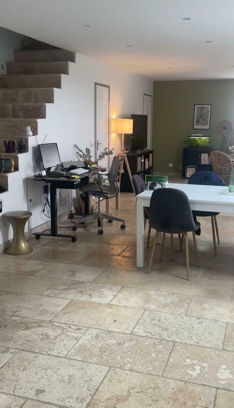 Main sejenak yuk, agar pikiran lebih santai dan rileks. Sekarang, temukan hewan atau benda-benda tersembunyi di deretan foto berikut. Bisa dapat semuanya?