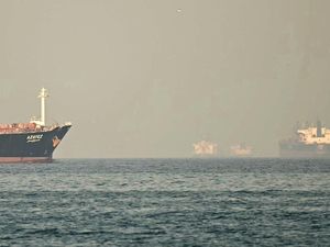 2 Kapalnya Terjebak di Selat Hormuz, Pertamina Pantau Keselamatan Kru