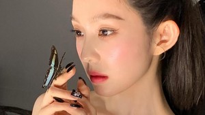 Kira-kira kamu maunya konsep comeback solo Irene kali ini bakal kayak gimana, guys? (Foto: dok. Instagram @renebaebae)