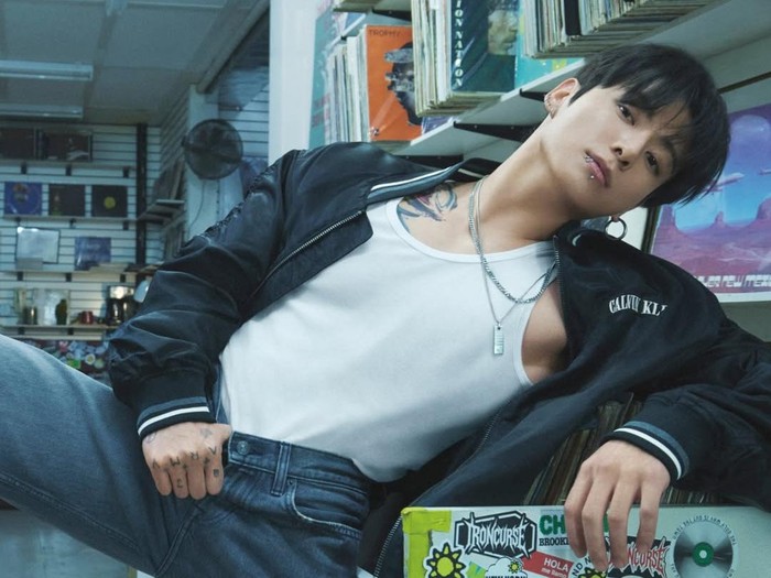 Jungkook BTS jadi wajah campaign Calvin Klein Spring/Summer 2026.
