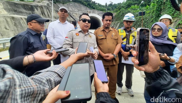 Komisi III DPRD Samarinda melakukan inspeksi mendadak (sidak) ke proyek Terowongan Samarinda.