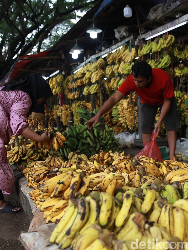 Lesunya Penjualan Pisang di Pasar Lembang Ciledug