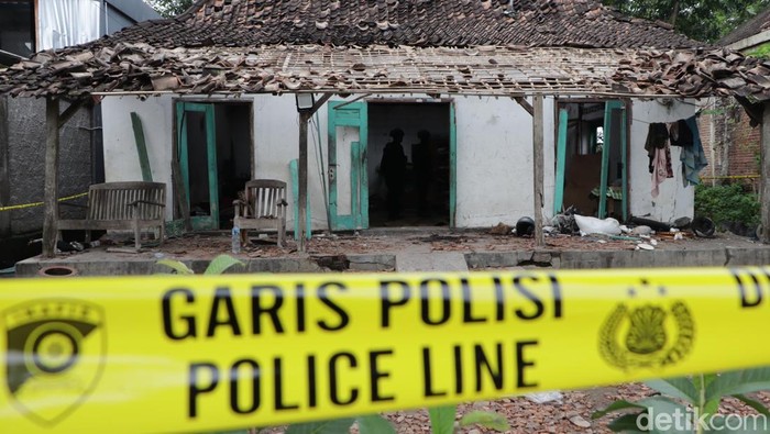 Lokasi ledakan petasan untuk balon udara di Ponorogo yang menewaskan seorang pelajar SMP.