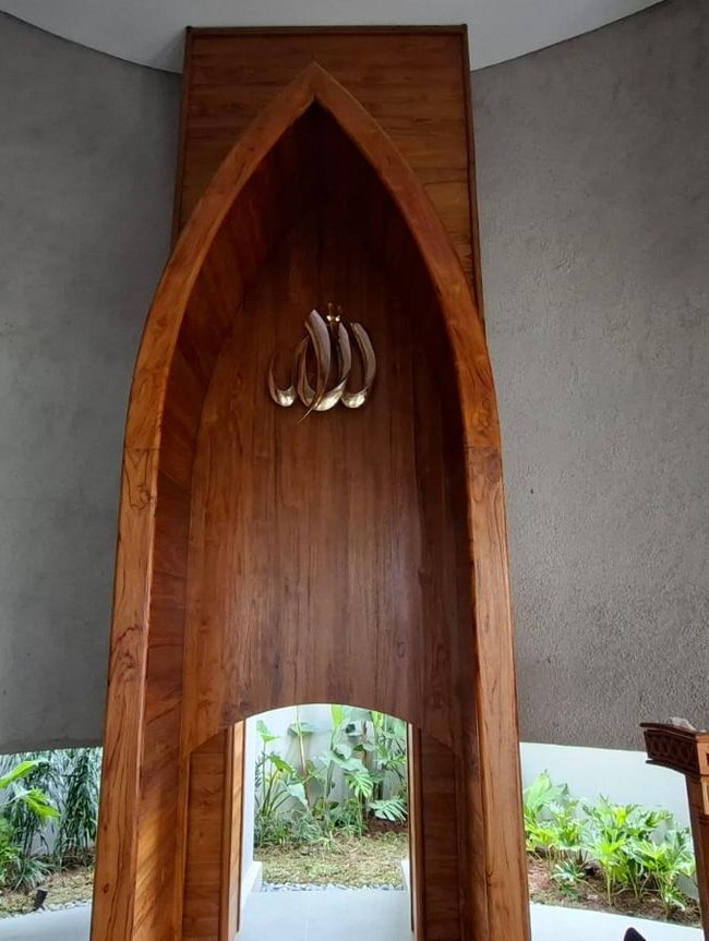 Potret Masjid Salim Kamil Milik Zaskia Mecca yang Minimalis dan Estetis