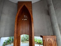Potret Masjid Salim Kamil Milik Zaskia Mecca yang Minimalis dan Estetis