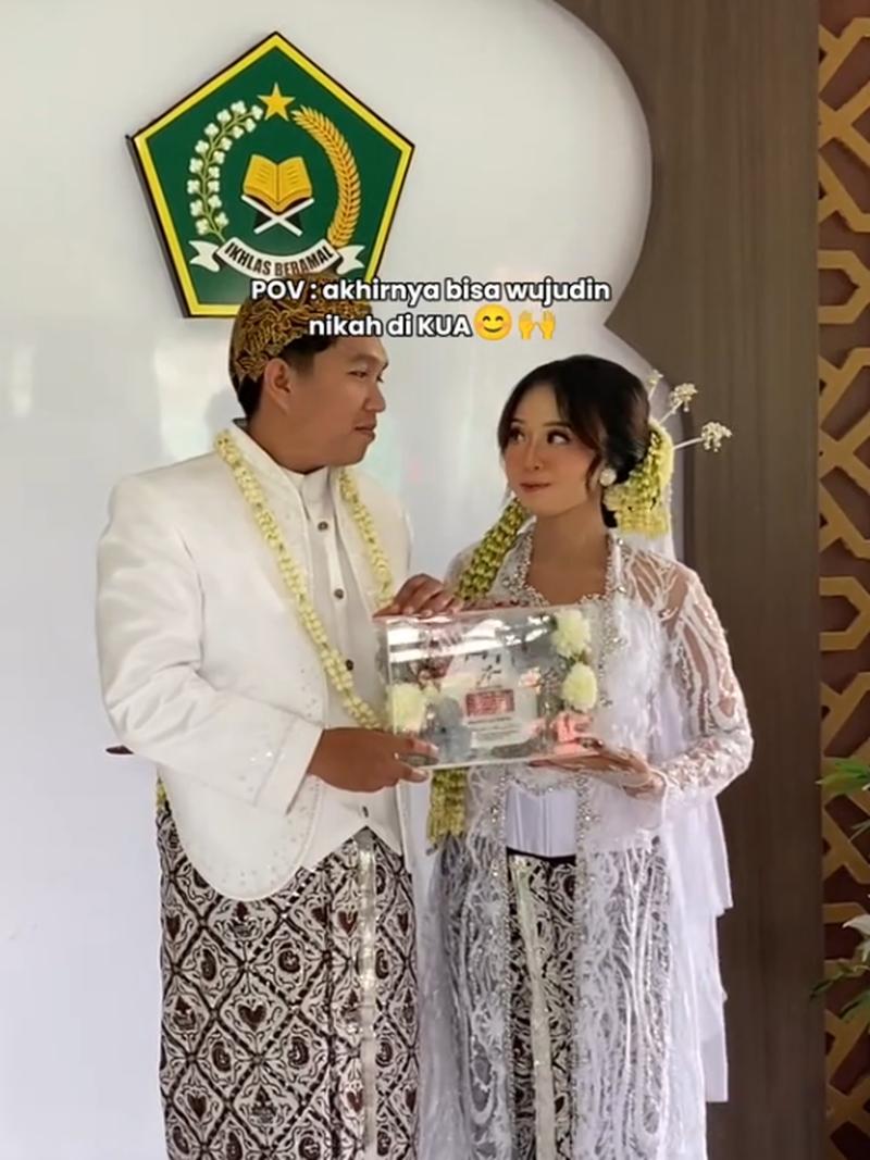 Tidak Gengsi! Viral Pasangan Gen Z yang Pilih Nikah Sederhana di KUA Malang