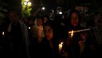 Pawai Lilin Syiah di New Delhi Usai Kabar Tewas Khamenei