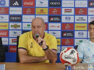 Persebaya Vs Persib: Bojan Hodak Pasang Mata pada Trio Serang Bajol Ijo