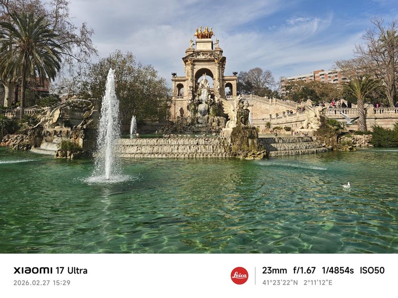 Pemandangan Barcelona Dipotret dengan Xiaomi 17 Ultra