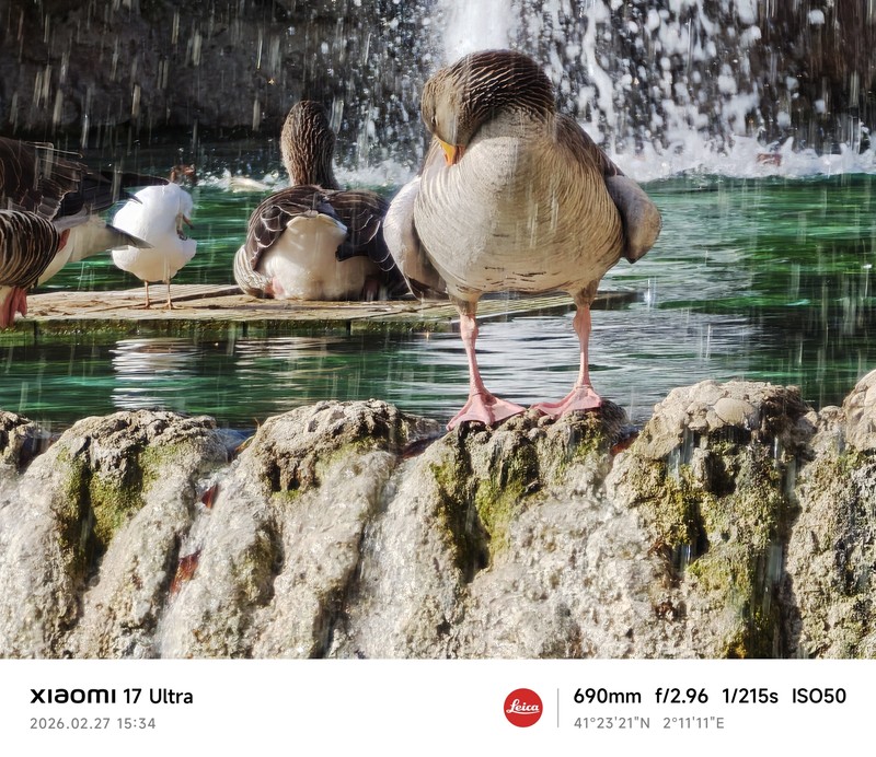 Pemandangan Barcelona Dipotret dengan Xiaomi 17 Ultra