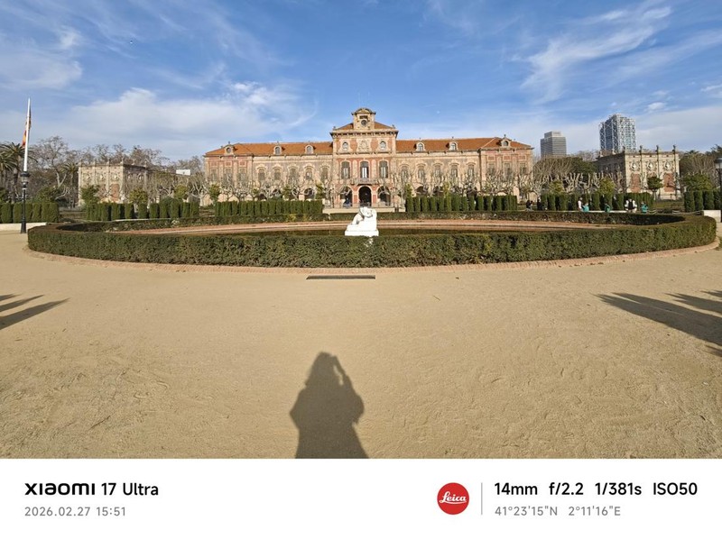 Pemandangan Barcelona Dipotret dengan Xiaomi 17 Ultra