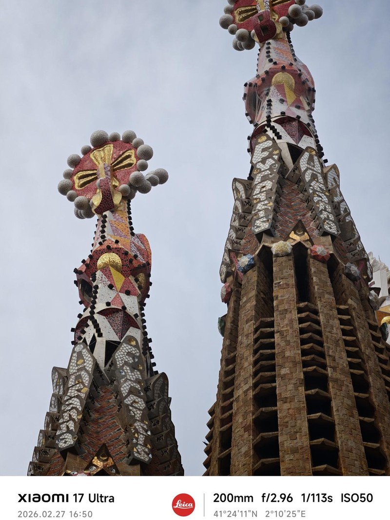 Pemandangan Barcelona Dipotret dengan Xiaomi 17 Ultra