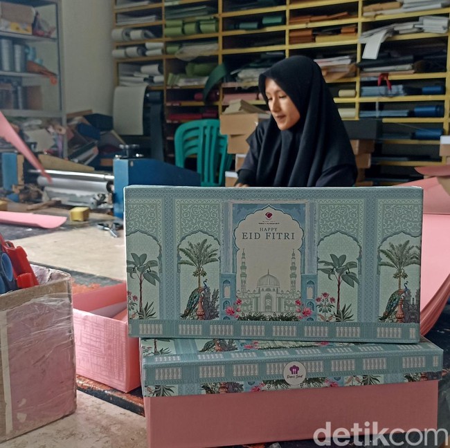 Pesanan Box hampres di Blitar Melonjak Jelang Lebaran