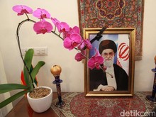 Pemakaman Megah untuk Ayatollah Khamenei