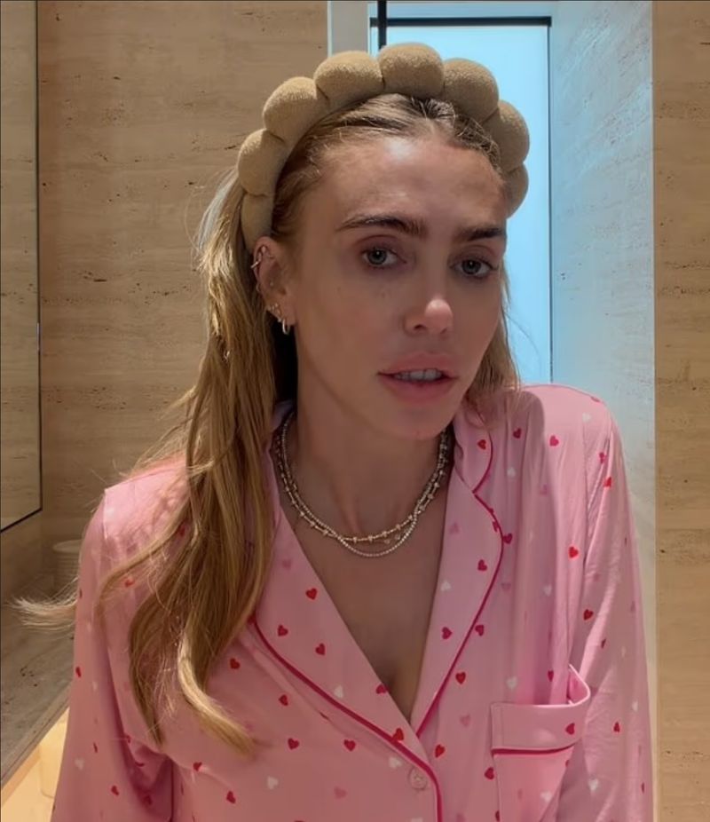 Selebriti update kondisi Dubai di media sosial.