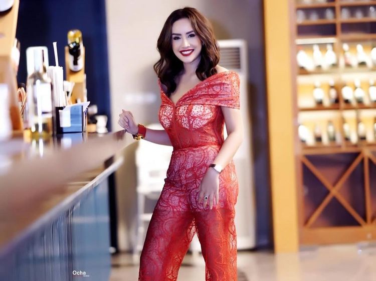 Shinta Bachir Alergi Sama Pria Pelit