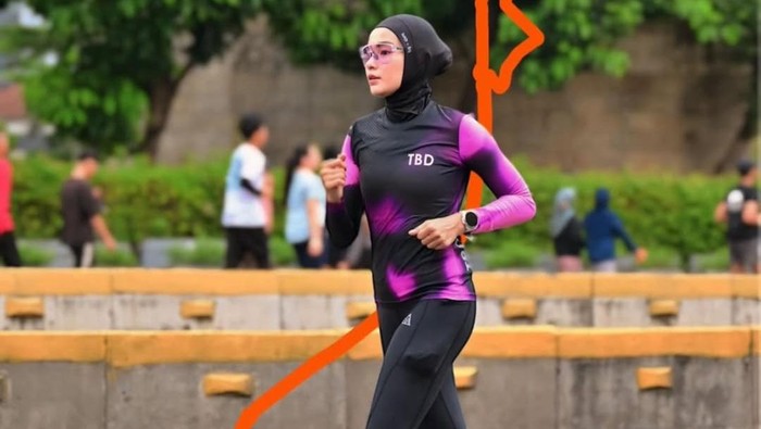 Pola Olahraga Soraya Larasati Saat Ramadan