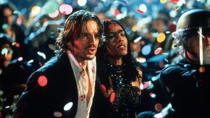 Cuplikan adegan dalam film Strange Days (1995).