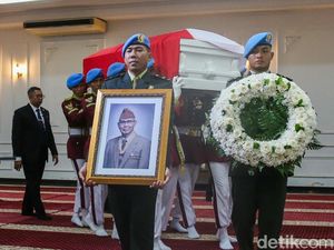 Muzani Ungkap Permintaan Try Sutrisno Sebelum Wafat: Amendemen UUD 1945