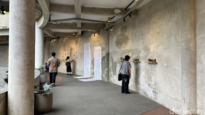 Suasana pameran Amigdala, Bandung