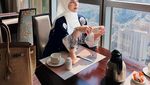 Mewah! Tasya Farasya Makan Croissant di Dubai hingga Ngopi di Mekkah